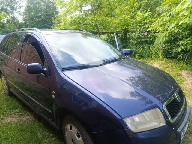 Синій Шкода Фабія, об'ємом двигуна 1.4 л та пробігом 360 тис. км за 3000 $, фото 2 на Automoto.ua