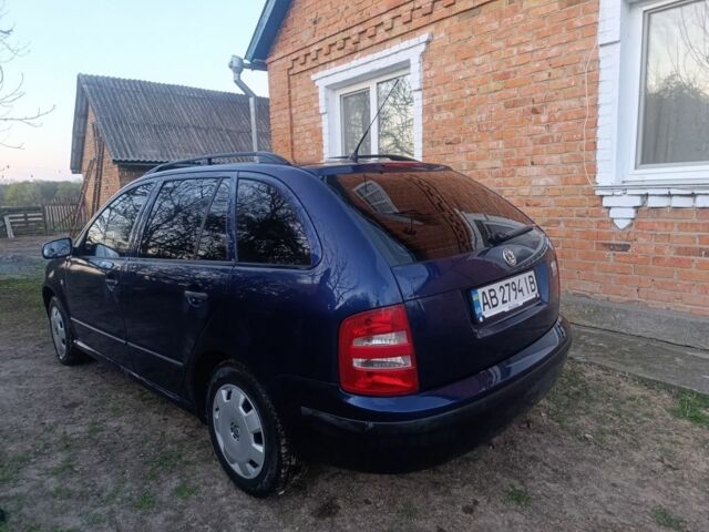 Синій Шкода Фабія, об'ємом двигуна 1.4 л та пробігом 360 тис. км за 3000 $, фото 1 на Automoto.ua