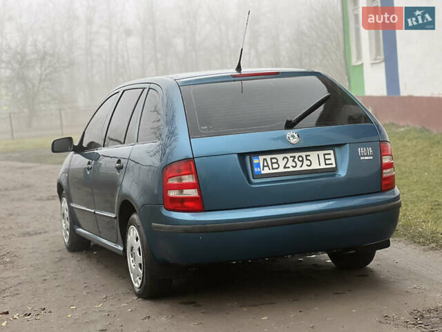 Синий Шкода Фабия, объемом двигателя 1.39 л и пробегом 270 тыс. км за 3500 $, фото 6 на Automoto.ua