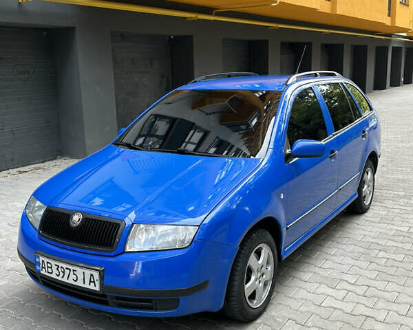 Синий Шкода Фабия, объемом двигателя 1.4 л и пробегом 215 тыс. км за 3850 $, фото 1 на Automoto.ua