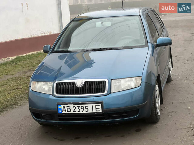 Синий Шкода Фабия, объемом двигателя 1.39 л и пробегом 270 тыс. км за 3500 $, фото 1 на Automoto.ua