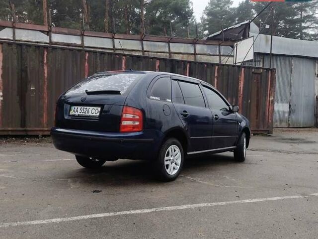 Синий Шкода Фабия, объемом двигателя 1.4 л и пробегом 326 тыс. км за 3800 $, фото 7 на Automoto.ua