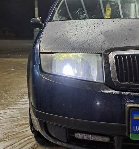 Синій Шкода Фабія, об'ємом двигуна 1.4 л та пробігом 377 тис. км за 2999 $, фото 17 на Automoto.ua