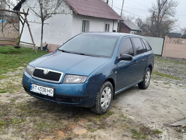Синий Шкода Фабия, объемом двигателя 1.4 л и пробегом 230 тыс. км за 2500 $, фото 1 на Automoto.ua