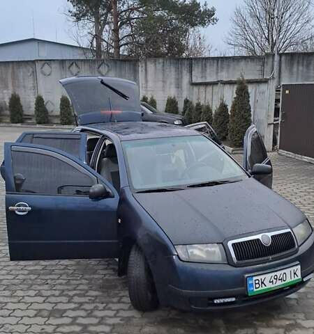 Синій Шкода Фабія, об'ємом двигуна 1.4 л та пробігом 377 тис. км за 2999 $, фото 8 на Automoto.ua