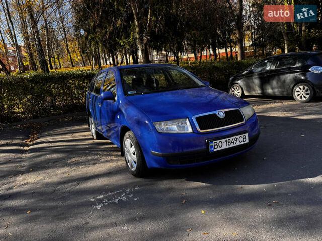Синий Шкода Фабия, объемом двигателя 1.39 л и пробегом 292 тыс. км за 2999 $, фото 1 на Automoto.ua