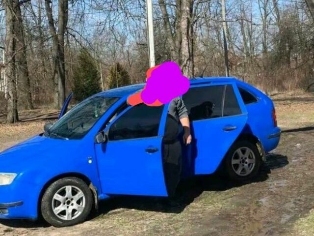 Синий Шкода Фабия, объемом двигателя 1.4 л и пробегом 400 тыс. км за 3800 $, фото 5 на Automoto.ua
