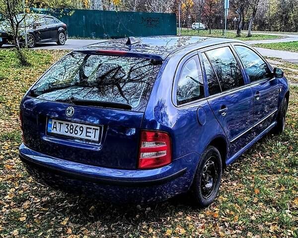 Шкода Фабия 2004 в Ивано-Франковске на Automoto.ua Синий Шкода Фабия, объемом двигателя 1.39 л и пробегом 237 тыс. км за 2700 $, фото 4 на Automoto.ua