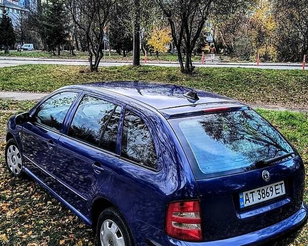 Шкода Фабия 2004 в Ивано-Франковске на Automoto.ua Синий Шкода Фабия, объемом двигателя 1.39 л и пробегом 237 тыс. км за 2700 $, фото 1 на Automoto.ua