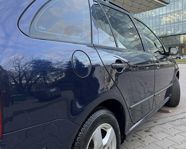 Шкода Фабия 2004 в Тернополе на Automoto.ua Синий Шкода Фабия, объемом двигателя 1.39 л и пробегом 200 тыс. км за 3650 $, фото 21 на Automoto.ua