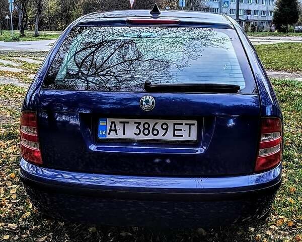 Шкода Фабия 2004 в Ивано-Франковске на Automoto.ua Синий Шкода Фабия, объемом двигателя 1.39 л и пробегом 237 тыс. км за 2700 $, фото 2 на Automoto.ua
