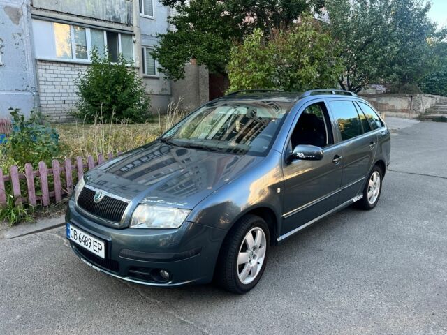 Синій Шкода Фабія, об'ємом двигуна 1.4 л та пробігом 214 тис. км за 4800 $, фото 4 на Automoto.ua