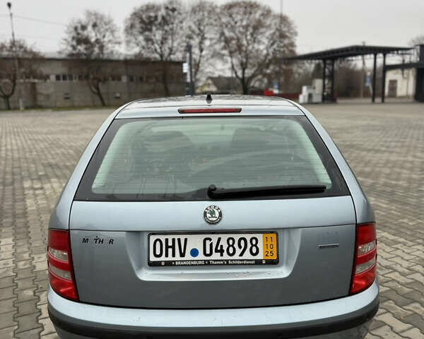 Синий Шкода Фабия, объемом двигателя 1.4 л и пробегом 190 тыс. км за 3900 $, фото 5 на Automoto.ua