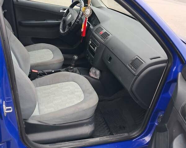 Синій Шкода Фабія, об'ємом двигуна 1.39 л та пробігом 323 тис. км за 3600 $, фото 8 на Automoto.ua