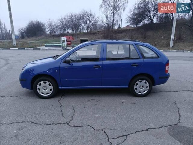 Синій Шкода Фабія, об'ємом двигуна 1.39 л та пробігом 238 тис. км за 3800 $, фото 1 на Automoto.ua