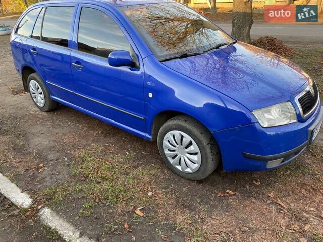 Синій Шкода Фабія, об'ємом двигуна 1.2 л та пробігом 250 тис. км за 3800 $, фото 2 на Automoto.ua