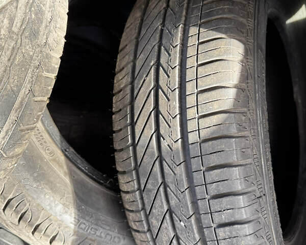 Синий Шкода Фабия, объемом двигателя 1.39 л и пробегом 292 тыс. км за 2999 $, фото 6 на Automoto.ua