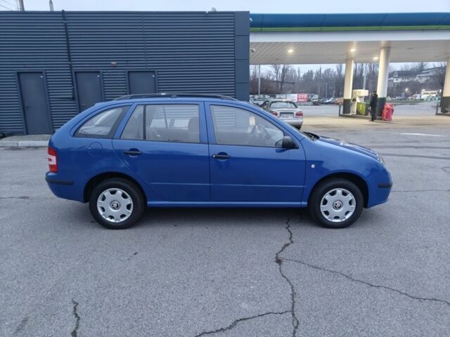 Синій Шкода Фабія, об'ємом двигуна 1.4 л та пробігом 238 тис. км за 3800 $, фото 2 на Automoto.ua