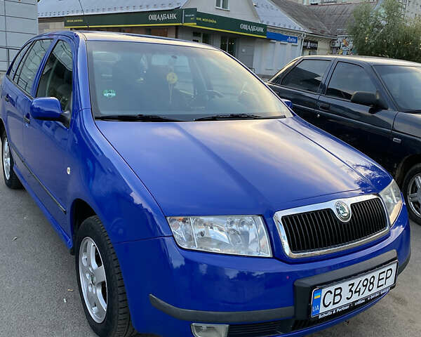 Синий Шкода Фабия, объемом двигателя 1.39 л и пробегом 250 тыс. км за 4300 $, фото 2 на Automoto.ua