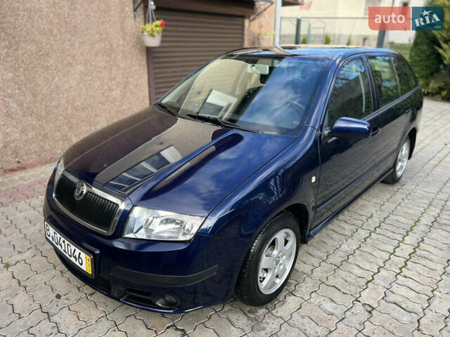 Синий Шкода Фабия, объемом двигателя 1.4 л и пробегом 183 тыс. км за 3700 $, фото 4 на Automoto.ua