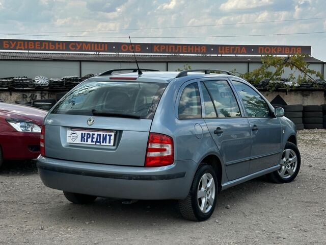 Синій Шкода Фабія, об'ємом двигуна 1.4 л та пробігом 166 тис. км за 5700 $, фото 3 на Automoto.ua