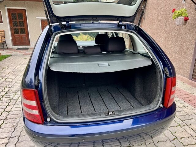 Синій Шкода Фабія, об'ємом двигуна 1.4 л та пробігом 186 тис. км за 3999 $, фото 19 на Automoto.ua