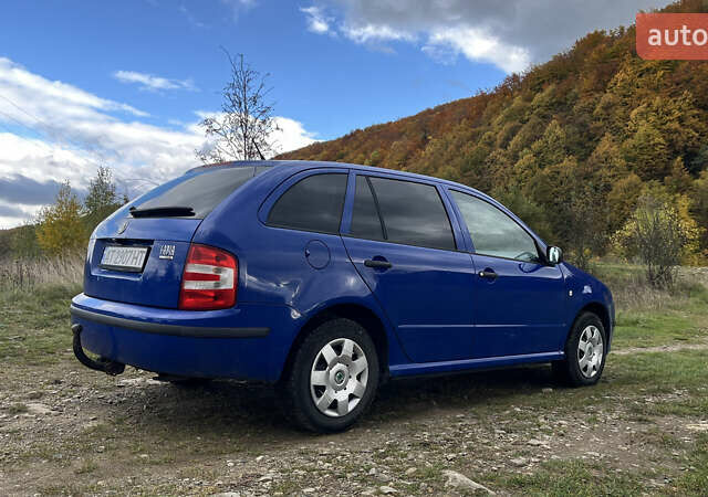 Синий Шкода Фабия, объемом двигателя 1.2 л и пробегом 230 тыс. км за 3600 $, фото 5 на Automoto.ua