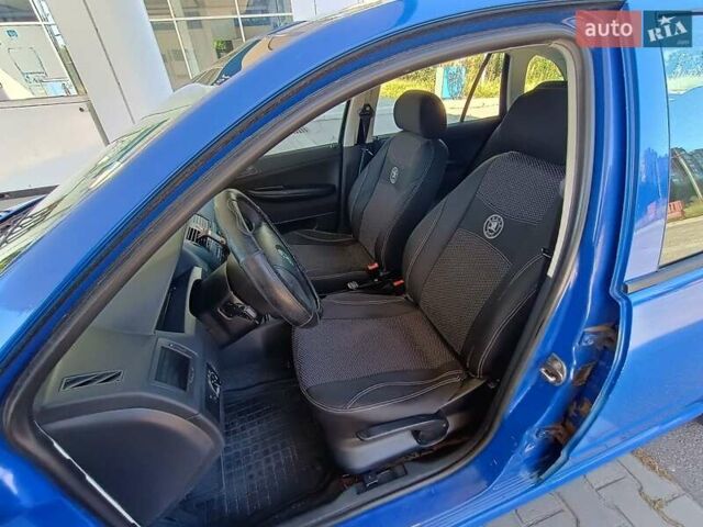 Шкода Фабія 2005 у Хмельницькому на Automoto.ua Синій Шкода Фабія, об'ємом двигуна 1.2 л та пробігом 316 тис. км за 2900 $, фото 20 на Automoto.ua