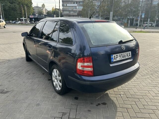 Синій Шкода Фабія, об'ємом двигуна 1.4 л та пробігом 338 тис. км за 3400 $, фото 3 на Automoto.ua