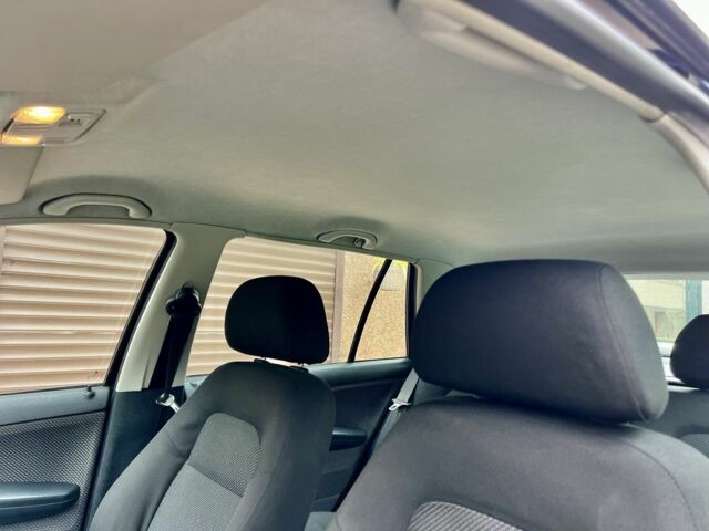 Синій Шкода Фабія, об'ємом двигуна 1.4 л та пробігом 186 тис. км за 3999 $, фото 16 на Automoto.ua