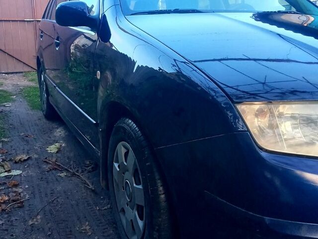 Синий Шкода Фабия, объемом двигателя 1.4 л и пробегом 224 тыс. км за 4000 $, фото 1 на Automoto.ua