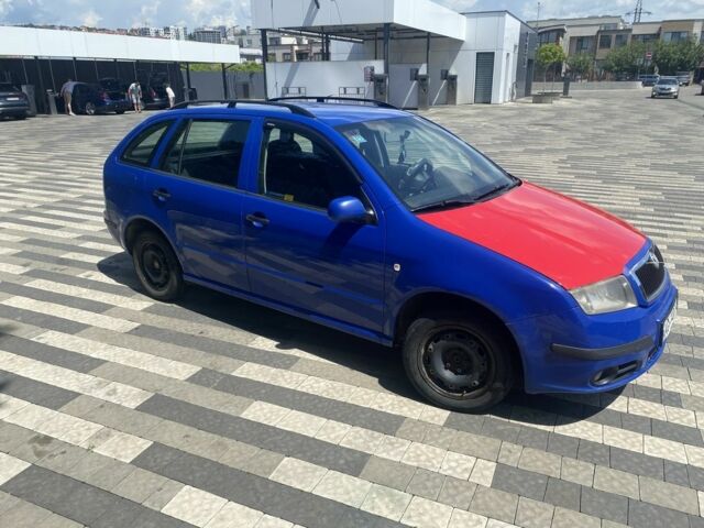 Синий Шкода Фабия, объемом двигателя 1.4 л и пробегом 306 тыс. км за 2800 $, фото 1 на Automoto.ua