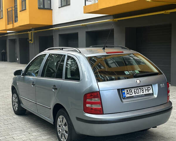 Синій Шкода Фабія, об'ємом двигуна 1.39 л та пробігом 259 тис. км за 3650 $, фото 9 на Automoto.ua