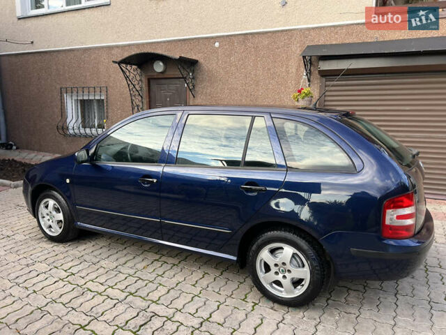 Синий Шкода Фабия, объемом двигателя 1.4 л и пробегом 183 тыс. км за 3700 $, фото 8 на Automoto.ua