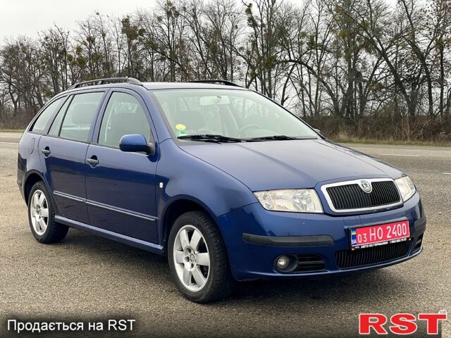 Синій Шкода Фабія, об'ємом двигуна 1.4 л та пробігом 250 тис. км за 4500 $, фото 5 на Automoto.ua