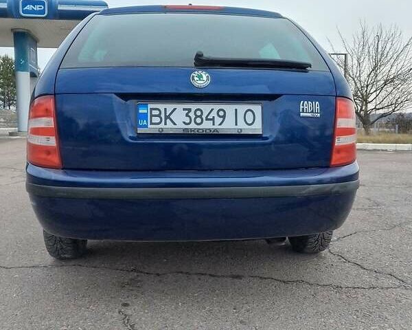 Синий Шкода Фабия, объемом двигателя 1.4 л и пробегом 230 тыс. км за 4250 $, фото 8 на Automoto.ua