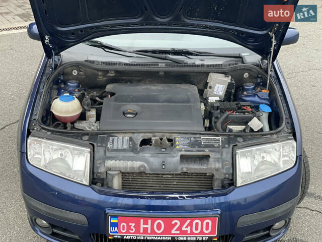 Синий Шкода Фабия, объемом двигателя 1.4 л и пробегом 250 тыс. км за 4500 $, фото 26 на Automoto.ua