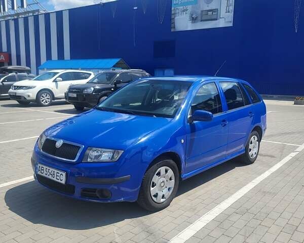 Шкода Фабия 2006 в Виннице на Automoto.ua Синий Шкода Фабия, объемом двигателя 1.2 л и пробегом 216 тыс. км за 3700 $, фото 1 на Automoto.ua