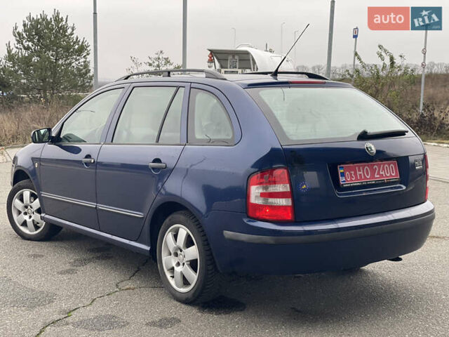 Синий Шкода Фабия, объемом двигателя 1.4 л и пробегом 250 тыс. км за 4500 $, фото 3 на Automoto.ua