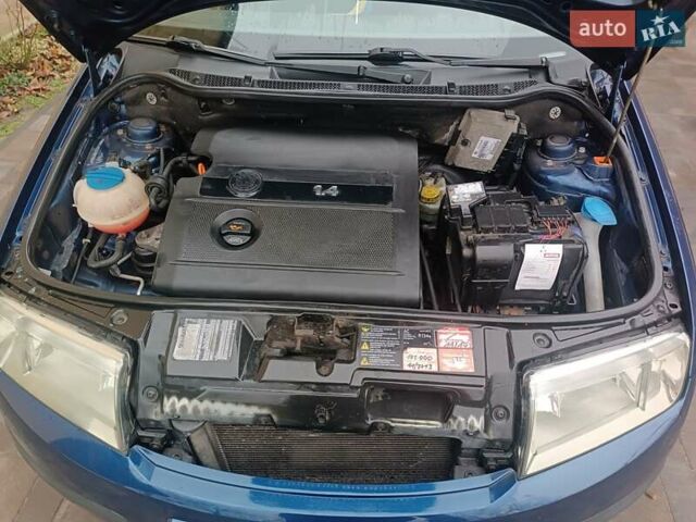 Синій Шкода Фабія, об'ємом двигуна 1.39 л та пробігом 227 тис. км за 5300 $, фото 11 на Automoto.ua