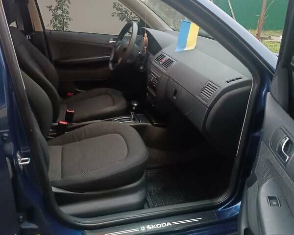 Синій Шкода Фабія, об'ємом двигуна 1.39 л та пробігом 227 тис. км за 5300 $, фото 8 на Automoto.ua