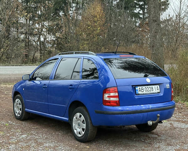 Синий Шкода Фабия, объемом двигателя 1.42 л и пробегом 242 тыс. км за 3850 $, фото 4 на Automoto.ua