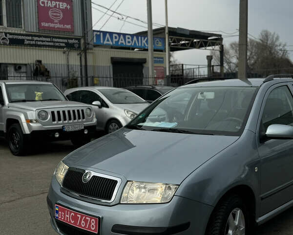 Синий Шкода Фабия, объемом двигателя 1.4 л и пробегом 96 тыс. км за 4700 $, фото 6 на Automoto.ua
