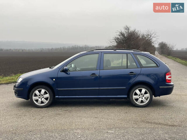 Синий Шкода Фабия, объемом двигателя 1.4 л и пробегом 250 тыс. км за 4500 $, фото 18 на Automoto.ua