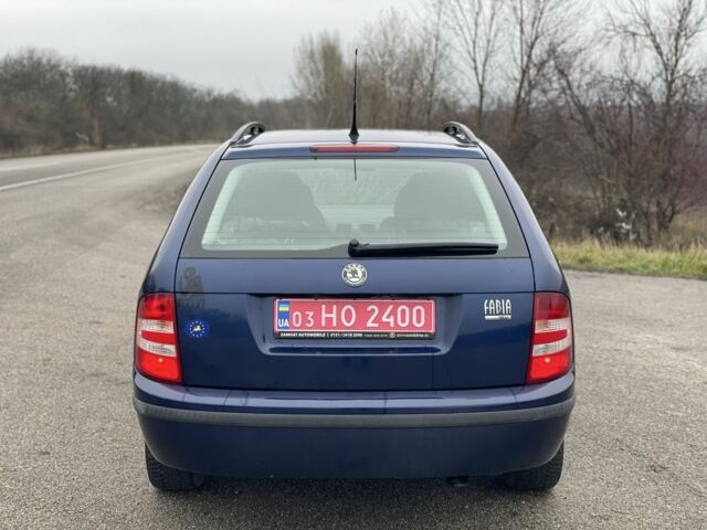 Синій Шкода Фабія, об'ємом двигуна 1.4 л та пробігом 250 тис. км за 4500 $, фото 6 на Automoto.ua