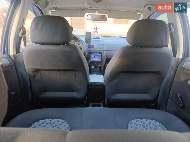 Синий Шкода Фабия, объемом двигателя 1.2 л и пробегом 382 тыс. км за 3799 $, фото 11 на Automoto.ua