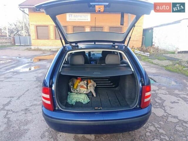 Синий Шкода Фабия, объемом двигателя 1.2 л и пробегом 382 тыс. км за 3799 $, фото 10 на Automoto.ua