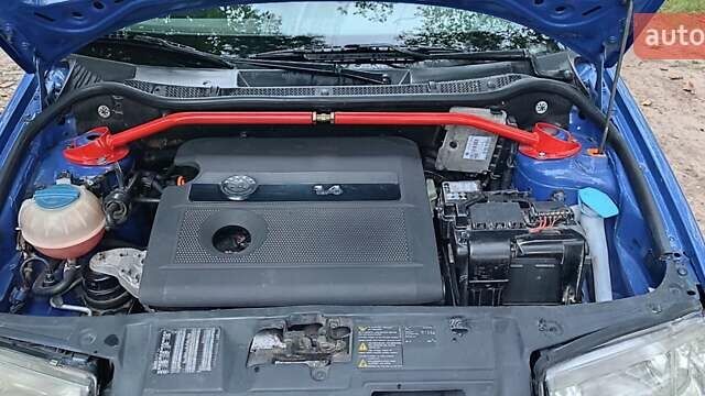 Синий Шкода Фабия, объемом двигателя 1.39 л и пробегом 202 тыс. км за 4600 $, фото 9 на Automoto.ua