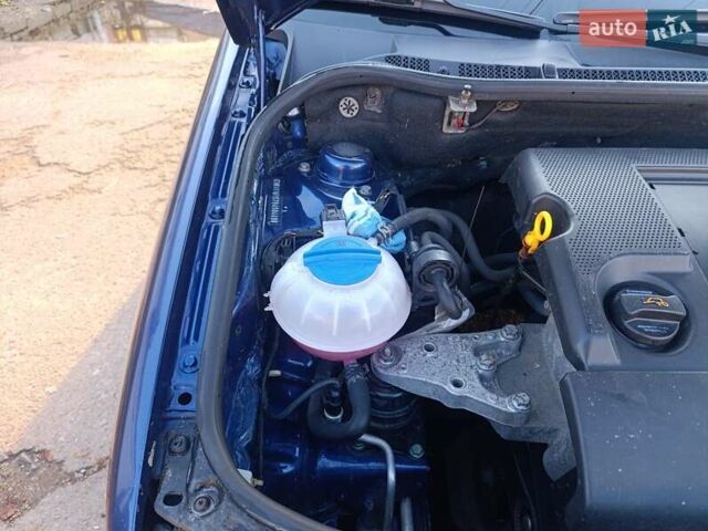 Синий Шкода Фабия, объемом двигателя 1.2 л и пробегом 382 тыс. км за 3799 $, фото 17 на Automoto.ua