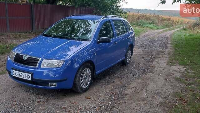 Синий Шкода Фабия, объемом двигателя 1.39 л и пробегом 202 тыс. км за 4600 $, фото 1 на Automoto.ua